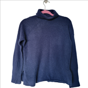 Club Monaco Navy Cashmere Sweater